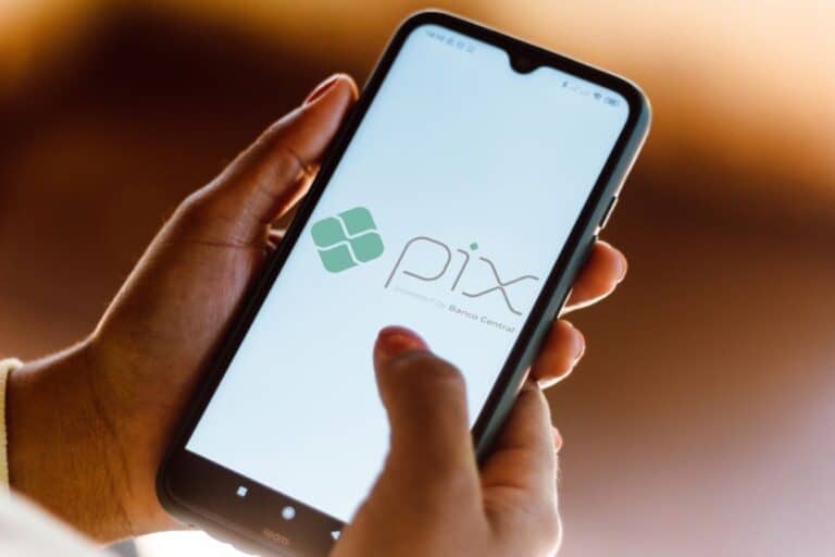 Pix: o novo meio de pagamento que desafia as indústrias